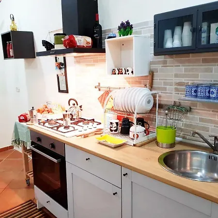 Vecchia - Spaccanapoli